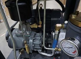 Винтовой компрессор Xeleron Z15FA 12 — фото 12